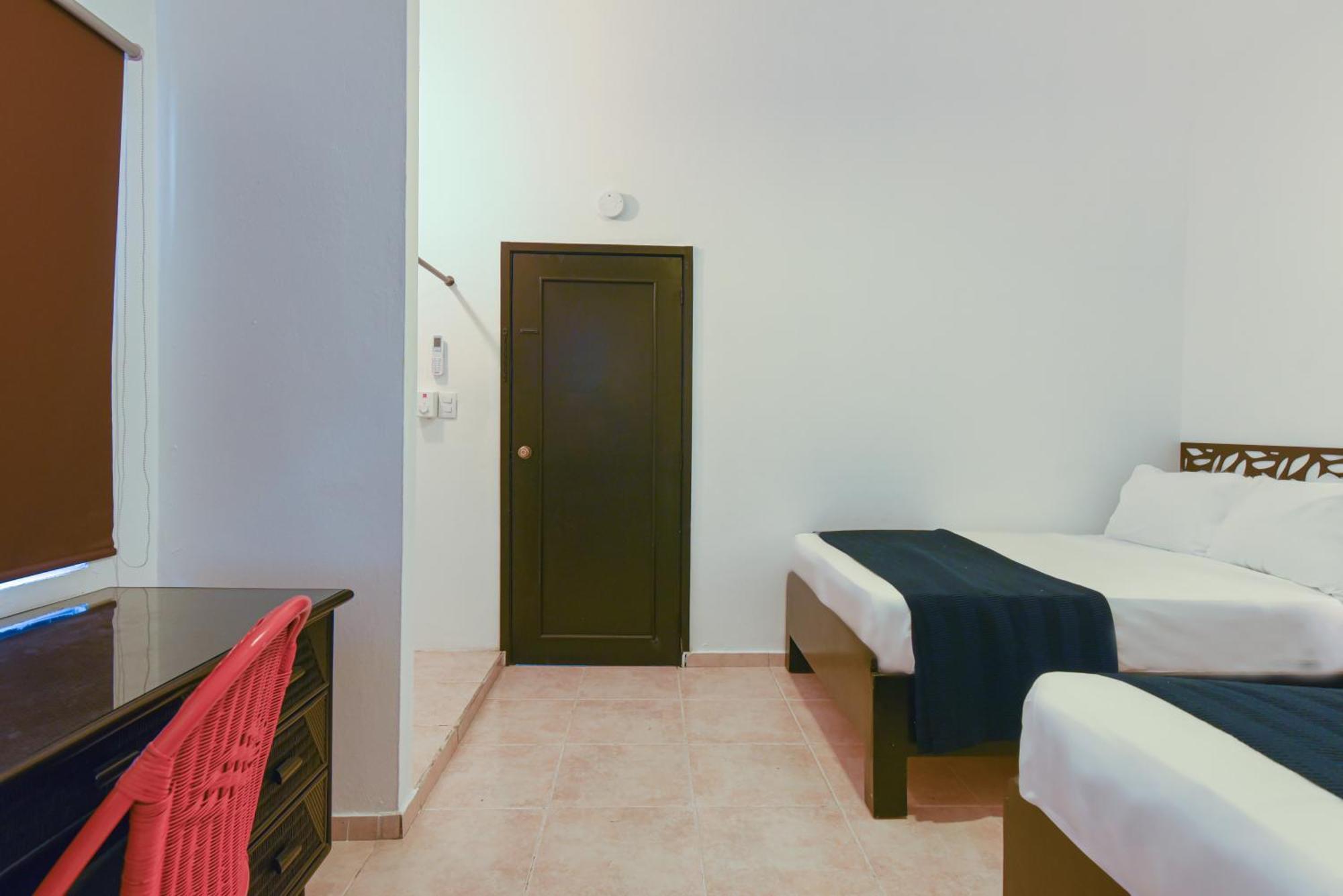 Ph 19 Guesthouse Hotel In Gazcue Santo Domingo Exterior photo